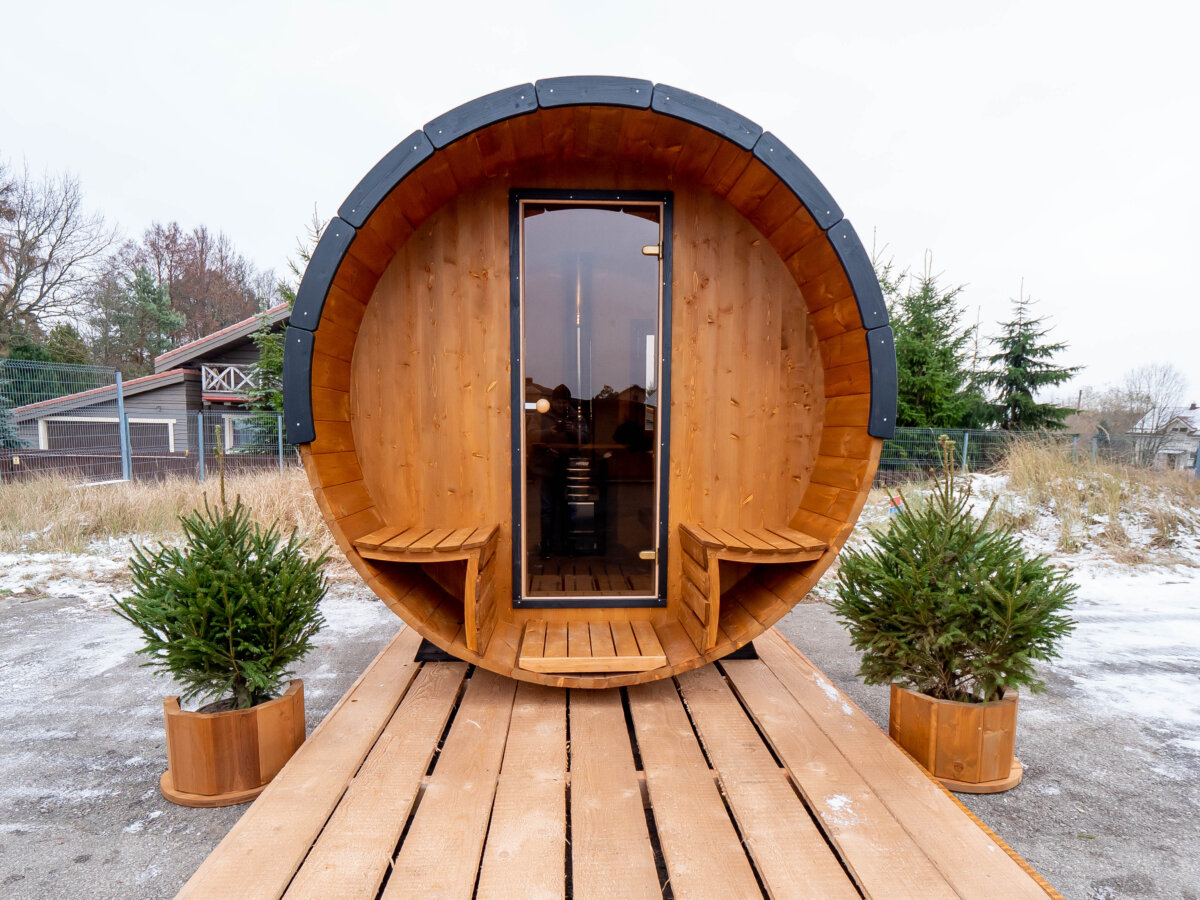 Sauna ve zahradním domečku – wellness doma v zahradě.